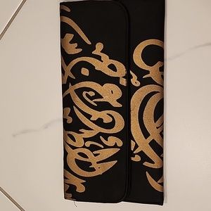 Calligraphy clutch
